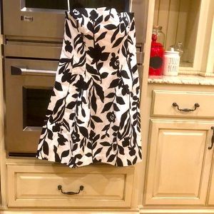 NWT WHITE HOUSE/BLACK MARKET